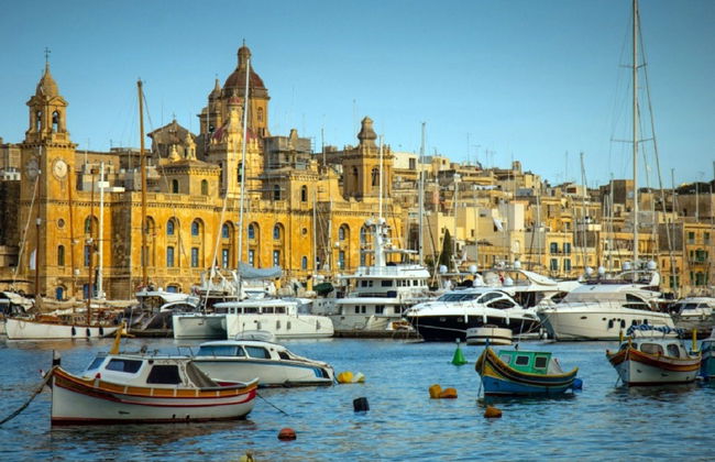 Tour in autobus vintage a Tre città - Foto 3