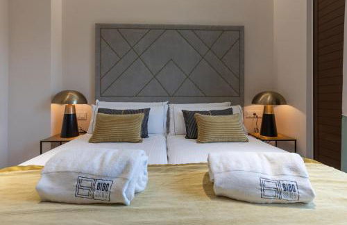 BiBo Suites Real Chancilleria - Photo 25