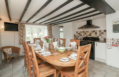 Greenslades - Photo 11