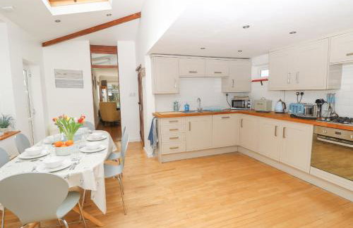 Primrose Cottage - Photo 10