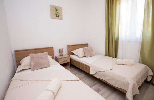 Holiday House M&A&K with swimming pool - Foto 45