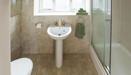 The Bullpen - Foto 5, Shower