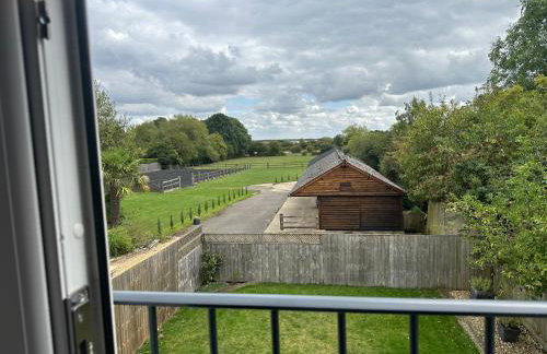 Old Groom's Cottage - Photo 22