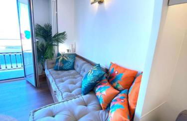 LE ROCAMARE -Superb-Atypical Sea view-A.C-WIFI - Foto 3