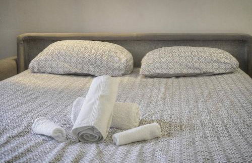 FRGK Victoria 4 Central Cannes 1BR Terrace, AC & Ultra-Fast Wi-Fi - Photo 38