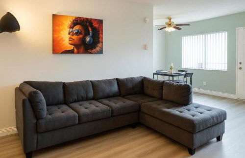 Redondo Huge 1Bedroom,3 Queens, close to Beach Sleeps 7 - Foto 1