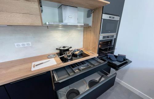 Spacious Luxury Modern Villa with Pool, Beaches and Garden - Foto 11