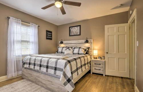 Chic and Cozy Greensboro Home, 2 Mi to Dtwn! - Foto 15