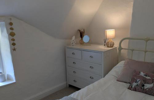 Period Thatched Cottage Towcester - Photo 6