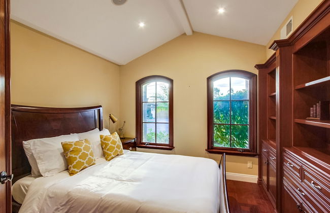 Tropical 5BR La Jolla Retreat by NamaStay - Foto 12