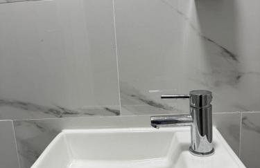 Cosy Six Bedroom House in Bedford Town - Foto 54