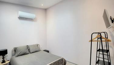 Maison au calme - Clim - Wi-Fi - terrasse et cours - Foto 3