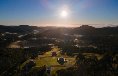Refúgio nas Nuvens, Domo Omega Luxuoso com Fogo de Chão e Hidro Panorâmica - Photo 4