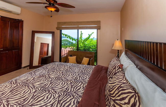 Big Hillside Villa in Potrero With Pool and Panoramic Ocean Views - Photo 2