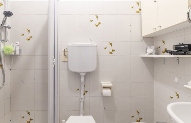 2 bedroom Apartment in Ospedaletti with swimming pool and terrace - Photo 13