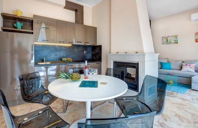 Venera & Anastasia Palace Apartments - Photo 12