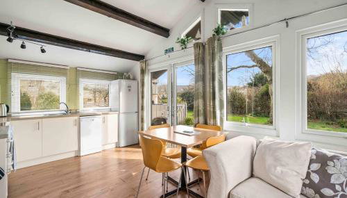 Beech Hut - a streamside family escape near Salcombe and Beaches - Foto 4