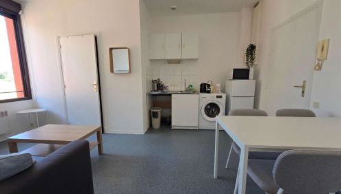 LX137 1-Bedroom - Downtown Nice - Mobility Lease - Photo 5