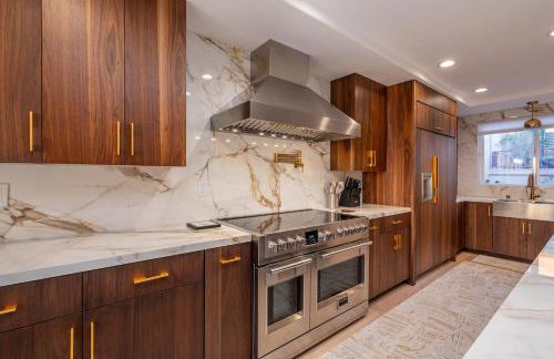 Phenomenal King, Air, Rooftop Deck, Walk to Beach - Foto 22