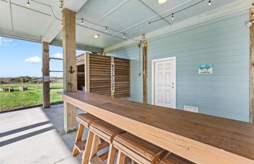 Sand Dollar Beachside 3BR Retreat, Ocean Views, Firepit & Pet Friendly - Foto 45