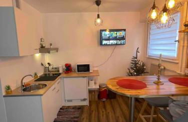 Grand Studio avec Jacuzzi - Foto 3