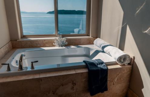 Stunning House with Views of Puget Sound! Ideal for Family Reunions - Photo 88