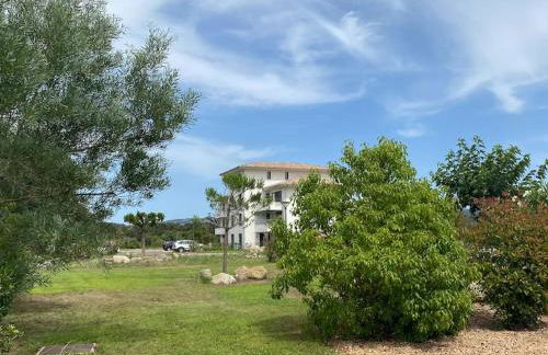 T2 neuf 4 personnes avec piscine/terrain tennis - Foto 6