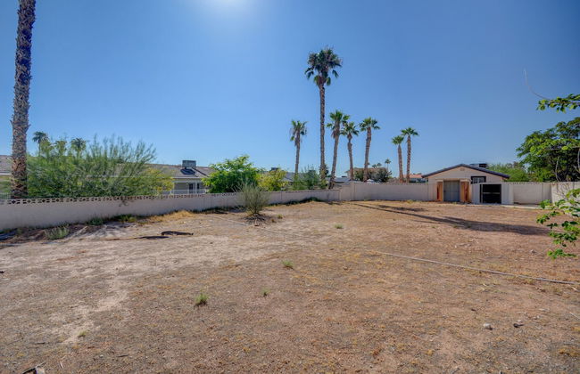 Luxurious 4BR House with Large Pool Near Strip - Foto 33