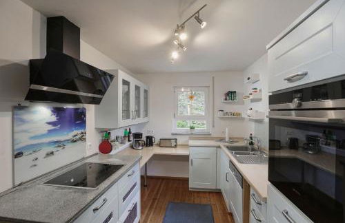 Ferienhaus Kleine Kinzig: Idyllisch | Sauna | Hot Tub | Kamin - Foto 6