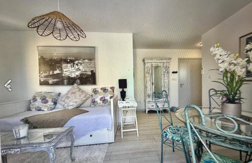 Centre Carcassonne apartment with private sunny terrace - Foto 3