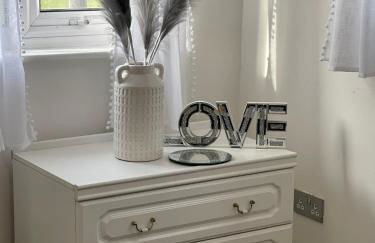 Tollgate House - Luxury Cozy Cottage - HUGE Hot Tub - Alton Towers - Foto 20