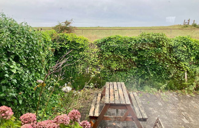 Charming Bungalow in Anjum, Netherlands With Lake Views - Foto 35