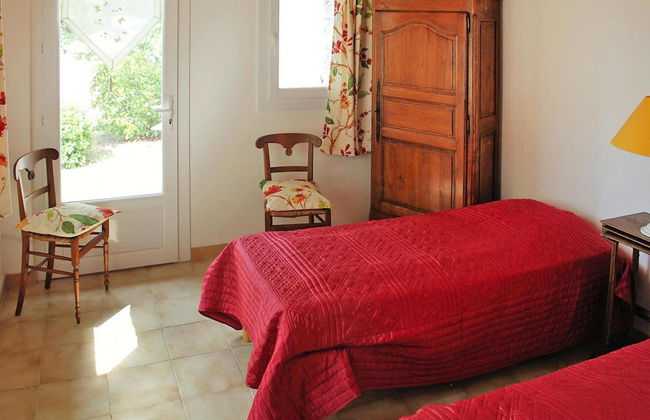 Holiday Home in Revest With Garden - Foto 6