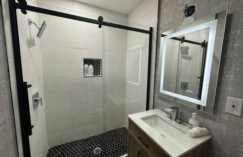 Mini Studio Apartment 15 mins from downtown - Foto 5