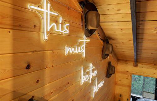 NEW! Hillside Getaway in the Pines, Games, Poker - Foto 4