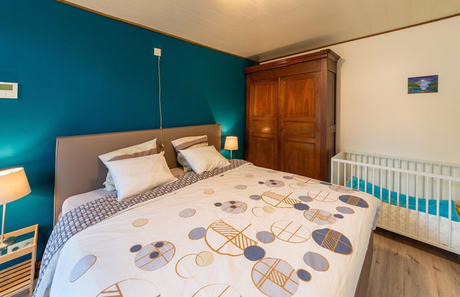 Expansive Holiday Home in Ardennes with Hot Tub - Photo 12