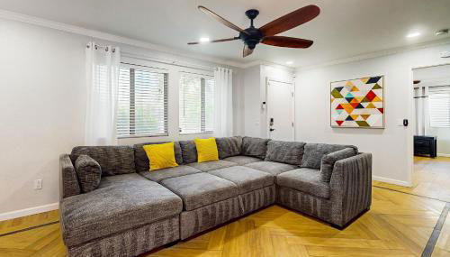 Snowbird-friendly home with private pool, spa, grill, enclosed backyard, WD, AC - Foto 4