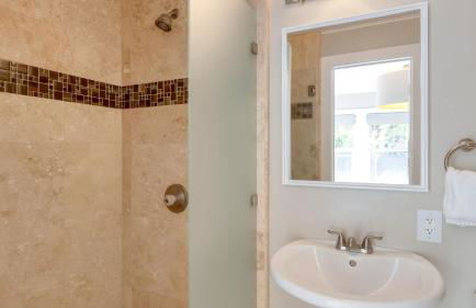 Chic Sonoma Oasis w Pool Bocce Hot Tub Minutes to Downtown - Foto 24