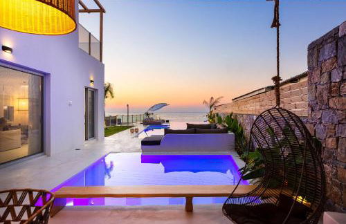 La Casa di Mare, Luxury Beach Front Villa with Private Pool, Whirlpools & Sauna, By ThinkVilla - Foto 20