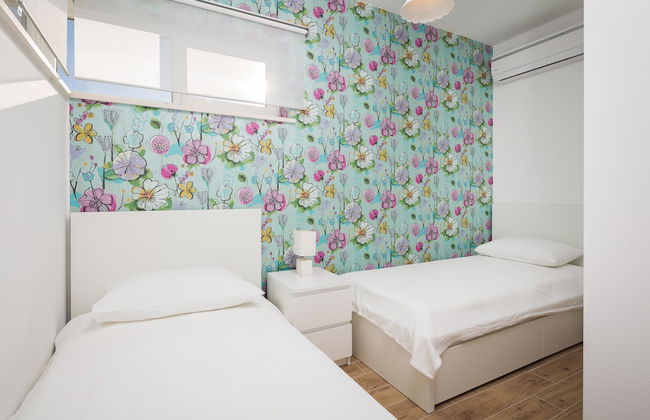 Stunning Villa Sofia With Heated Pool IN Split Hinterland - Foto 6