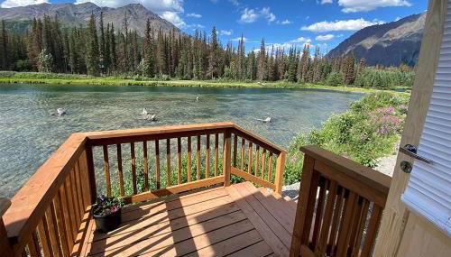 Remote and Serene Lakefront Cabin in Cantwell, Alaska, with Gorgeous Views of Nations Mountain - Foto 5