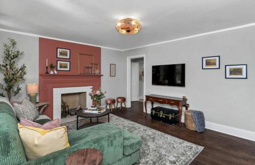 The Duke - Pet Friendly - Photo 6