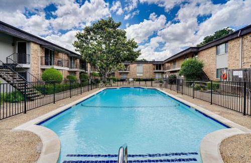 Condo 9 Mi to Dtwn Dallas BBQ By the Pool! - Foto 22