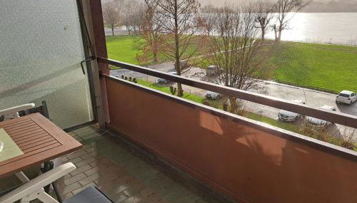 Apartment 22 - Photo 5