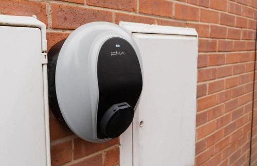 Great home by Chester Greenway EV Charger - Foto 7