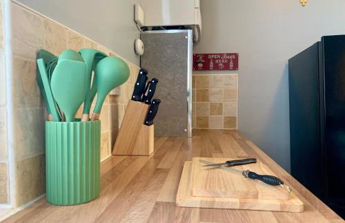 3 BDR Entire Home Sleeps Up to 5 Contractors & Families Long or Short Stay Free WiFi & Parking - Foto 3