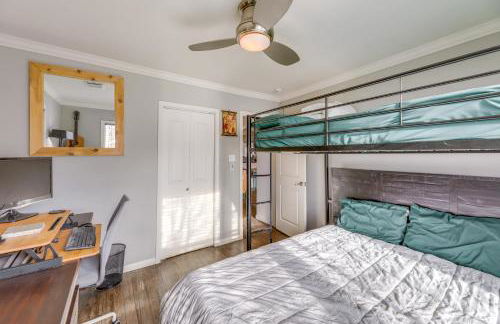 Pet-Friendly Austin Home with Private Yard and Deck! - Foto 21