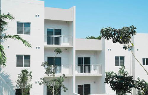 Beachside Bliss, 1BR Condo with Pool at Dania Beach - Foto 27