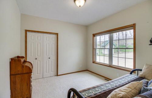 Pelican Rapids Lake House with Water Views and Dock! - Foto 18