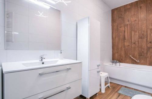 Luxurious holiday home with swimming pool - Foto 19